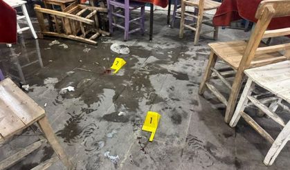 Şanlıurfa'da kıraathanede bıçaklı saldırıda amca-yeğen yaralandı