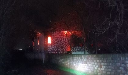 Diyarbakır'da çiftlikte yangın