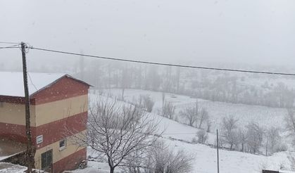 Bahar ortasında kar sürprizi