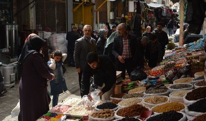 Bayram öncesi şeker ve lokuma yoğun ilgi