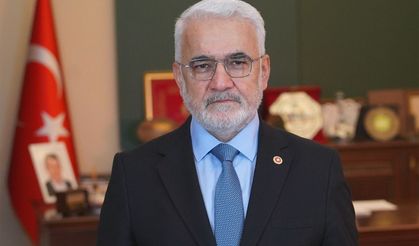 Yapıcıoğlu'ndan Kadir Gecesi mesajı: Hayatımızı Kur’an’ın rehberliğinde yeniden gözden geçirelim