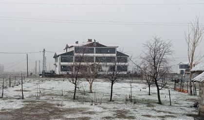 Bingöl'de kar yağışı etkili oldu