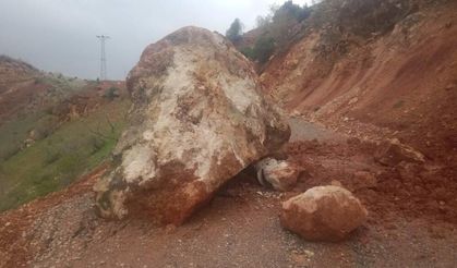 Siirt’te sel sonrası kapanan 70 köy yolu ulaşıma açıldı