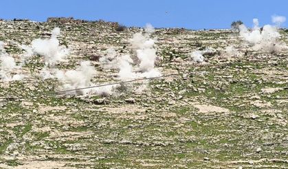 Şırnak'ta güvenlik hamlesi: Riskli kayalar tek tek patlatıldı