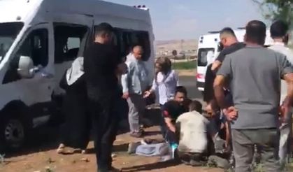Batman'da para nakil aracı ile minibüs çarpıştı: 15 yaralı