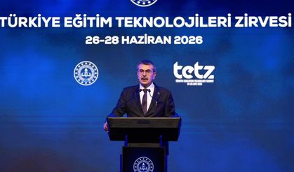 Bakan Tekin: Yapay zekâ insan onurunu gözeten bir zeminde geliştirilmeli