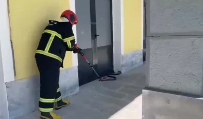 TCDD binasına giren yılan paniğe neden oldu