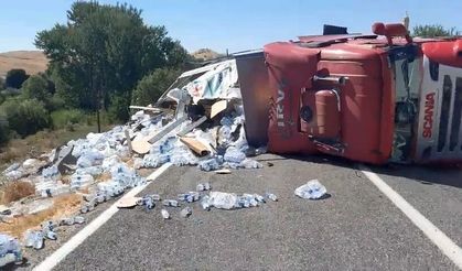 Elazığ’da su yüklü tır yan yattı: 1 yaralı