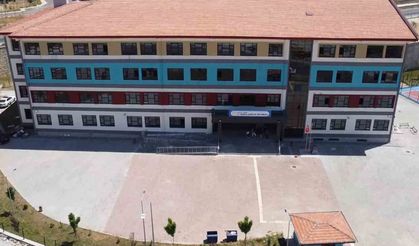 Adıyaman'da deprem sonrası yeni okullar yapılmaya devam ediyor