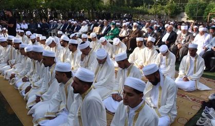 Geylani Medresesi'nde 54 ilim talebesine icazet töreni