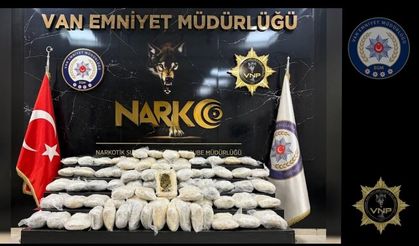 Van'da araç ve ikamete operasyon: 48 kilo esrar bulundu
