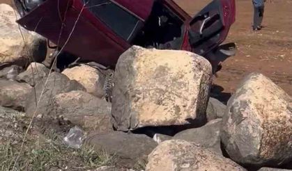 Lastiği patlayan otomobil şarampole devrildi: Bir yaralı