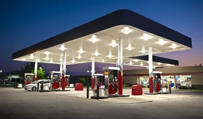 Motorine büyük zam geldi: Fiyatlar 100 TL’ye dayandı