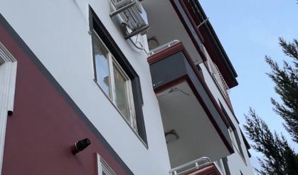 Gaziantep'te anne, baba ve 5 yaşındaki çocukları 2'inci kattan atladı