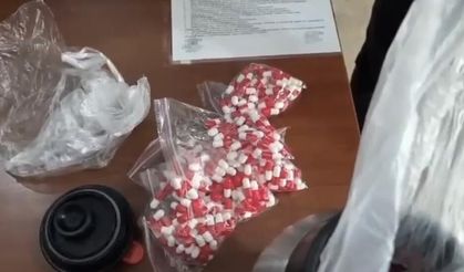 İzmir'den Siirt'e uyuşturucu getirecekti, jandarmaya yakalandı