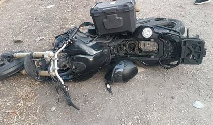 Kilis-Hatay kara yolunda motosiklet ile hafif ticari araç çarpıştı: 1 ölü