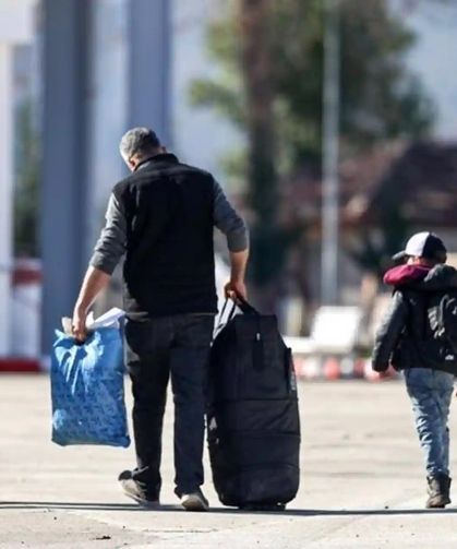Yaklaşık 1,9 milyon Suriyeli ülkelerine geri döndü