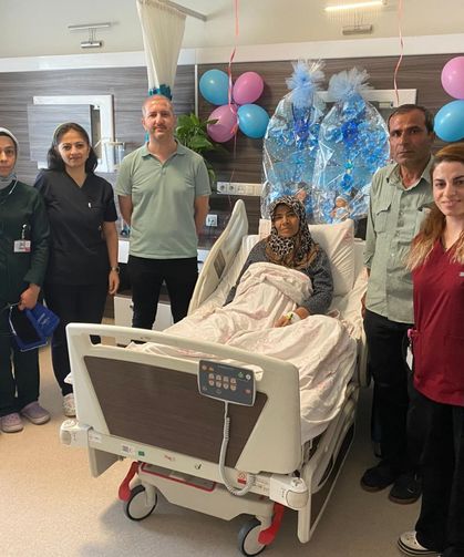 Şanlıurfa'da 53 yaşındaki kadın ikiz bebek dünyaya getirdi