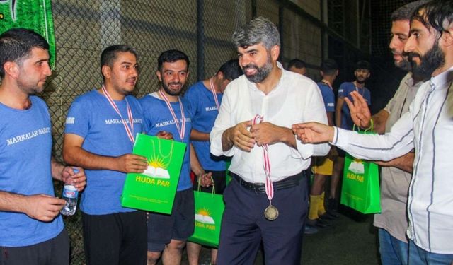 Diyarbakır'da "Şehid Yasin Börü Futbol Turnuvası" düzenlendi