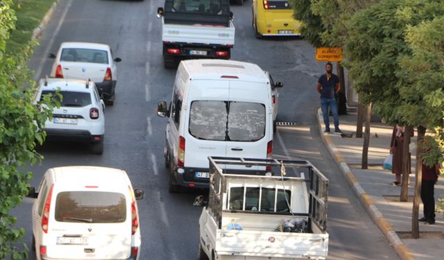 "Bir yıl içinde bir savaşta ölmeyecek kadar insan trafikte ölüyor"