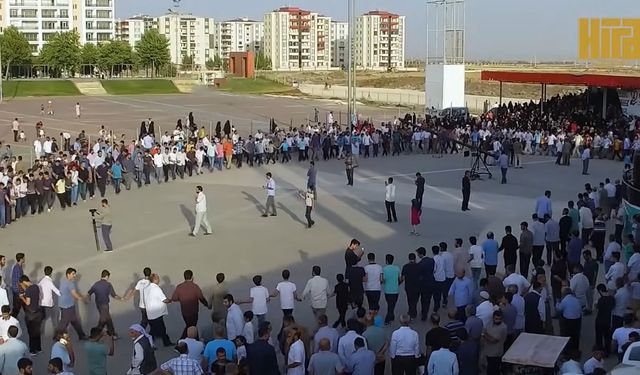 "Düğünler, helal dairede yapılmalı"