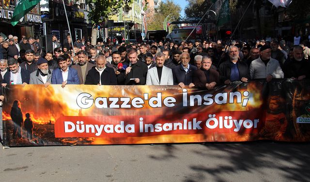 Peygamber Sevdalıları: Gazze siyonist şer ittifakının hile, sahtekarlık ve vahşiliğini ifşa etmiştir