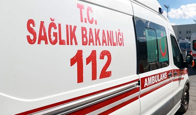 Mardin'de iki otomobilin çarpıştığı kazada 4 kişi yaralandı