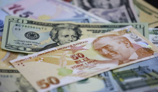 Döviz piyasasında dolar yeniden kritik çizgide