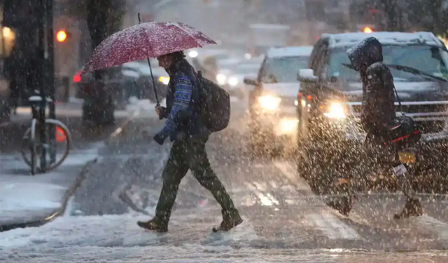Meteorolojiden uyarı üstüne uyarı: Kuvvetli yağış ve kar yağışına dikkat!