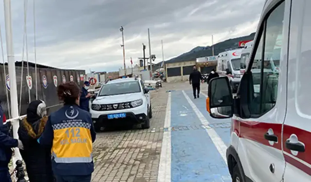 Keleka ku koçber di nav de bûn bin av bû: 5 mirin, 25 kes hatin xelaskirin