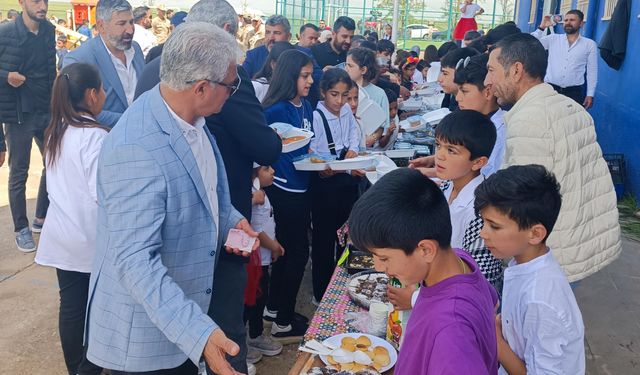 Silvan’da İmam Hatip öğrencilerinden Gazze’ye anlamlı destek