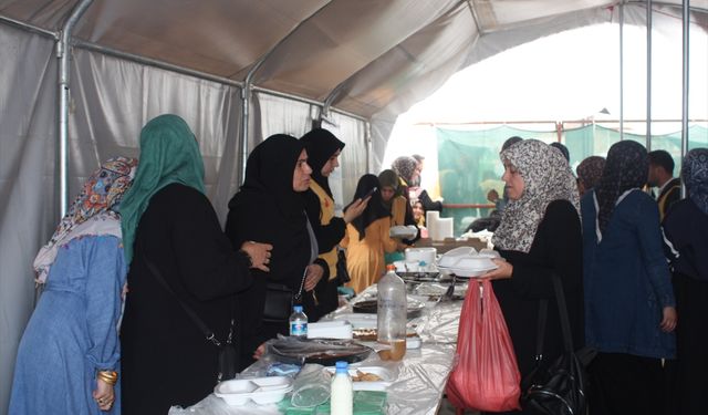Çelikhan’da Gazze yararına kermes açıldı