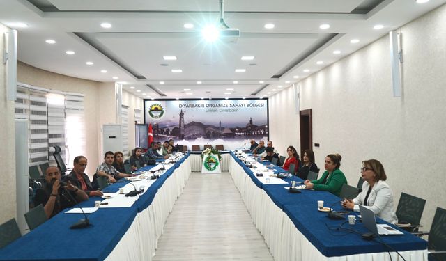 Nitelikli İş Gücü İçin Bilgilendirme Toplantısı yapıldı