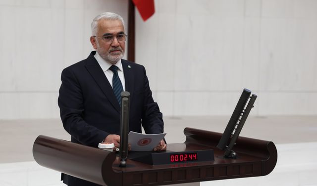 Yapıcıoğlu: Yeni yüzyılın kayıp olmaması için yeni bir anayasa şart