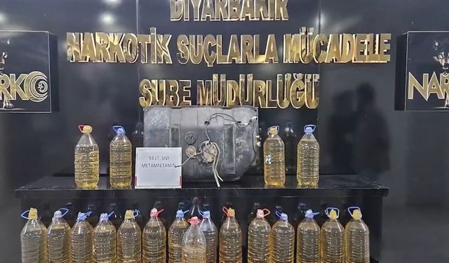 Diyarbakır'da 93 litre sıvı metamfetamin ele geçirildi