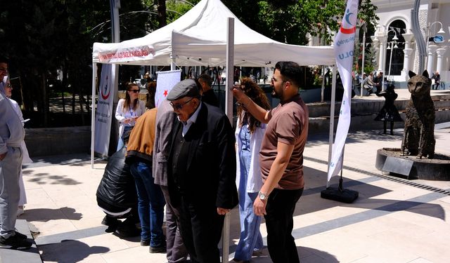 Van’da meydanlarda 'kilo kontrolü' uygulaması başladı