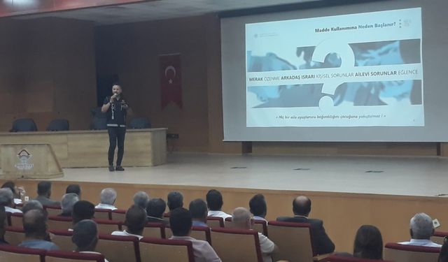 Adıyaman'da muhtarlara narkotik madde mücadele eğitimi