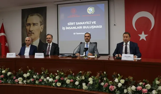 Sanayi ve Teknoloji Bakanı Kacır, iş insanları ile bir araya geldi