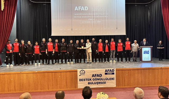 Siirt'te "AFAD Destek Gönüllüleri Kimlik Kartı Dağıtım Töreni" düzenlendi