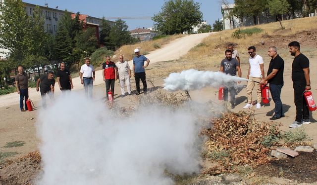 Batman Tarım ve Orman İl Müdürlüğü personeline yangın söndürme eğitimi