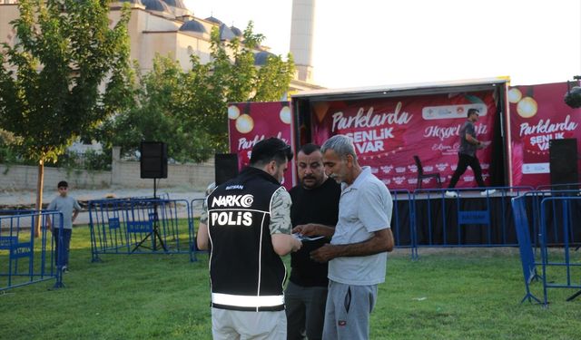 Batman'da madde bağımlılığına karşı broşür dağıtıldı