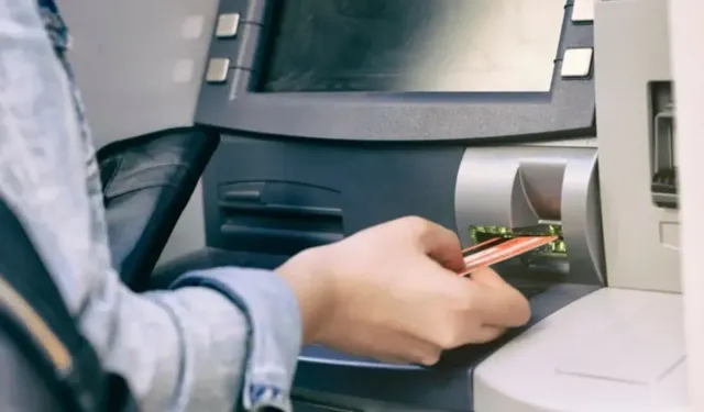 ATM kartınızı yuttuysa panik yapmayın!