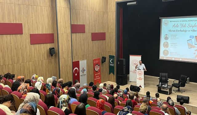 Batman'da akran zorbalığı ve siber zorbalık konusu ele alındı