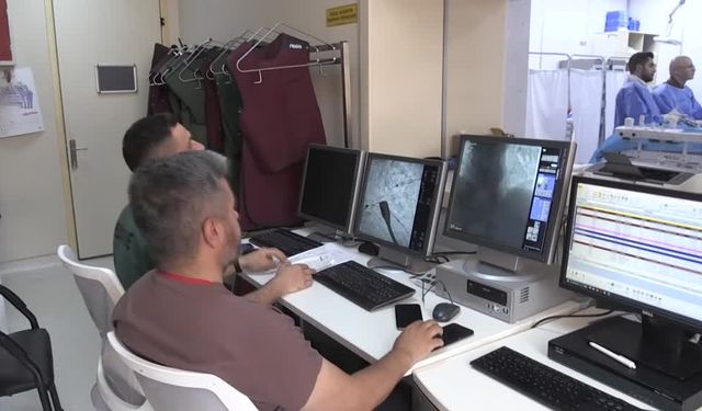 Hakkari Devlet Hastanesi Kalp Merkezi'nde 3 binden fazla hasta tedavi edildi