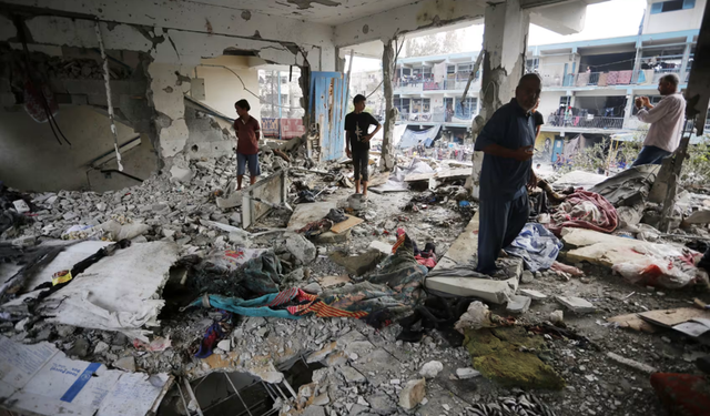 UNRWA: israil 4 günde 10 binamızı vurdu