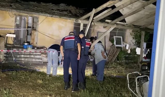 Adana'da silahlı saldırı: İş arkadaşını öldürüp annesini yaralayan zanlı yakalandı