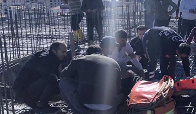 Adıyaman'da beton pompasının bomu kırıldı: İşçi ağır yaralandı