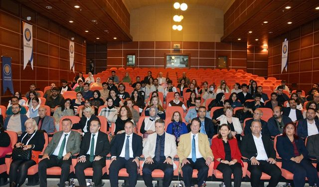 '4. Uluslararası Mimarlık Sempozyumu' başladı