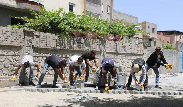 Batman'da 3 yılda 874 bin metrekare kilitli parke taşı döşendi