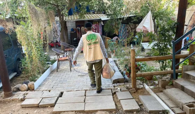 Diyarbakır'da onlarca aileye Umut Kervanı'ndan gıda desteği